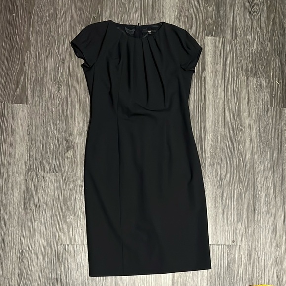 Hugo Boss Black Off Shoulder Tie Front Midi Dress - Picture 8 of 11